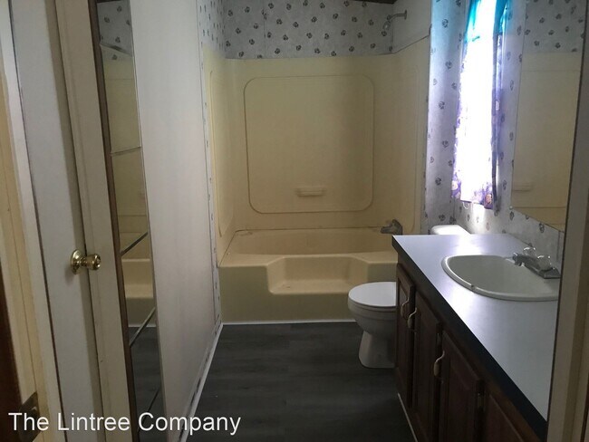 Building Photo - 3 br, 2 bath House - 403 Walnut