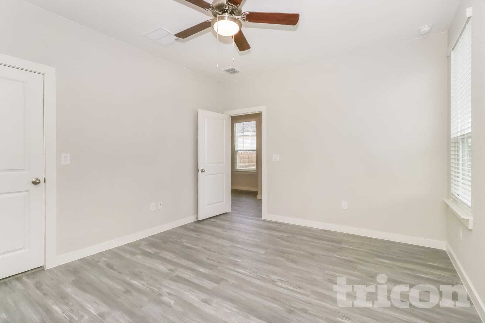 Building Photo - 605 Foxtail Agave St