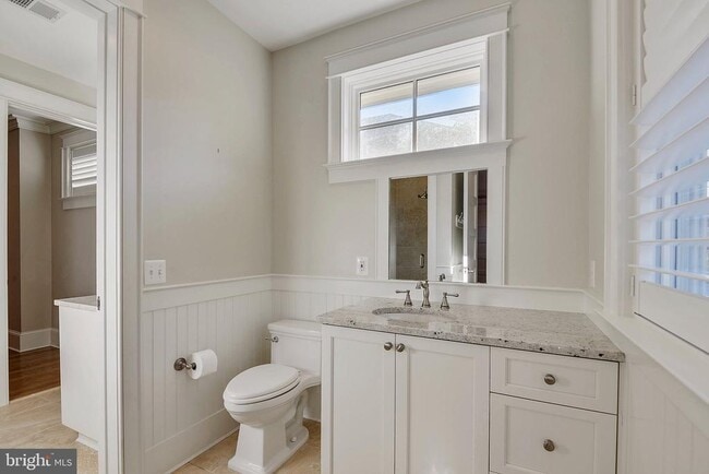 Building Photo - 8703 Bradmoor Dr