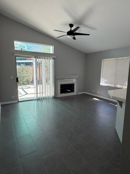 Building Photo - 24056 Golden Pheasant Ln