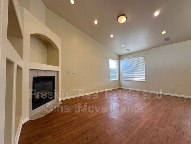 Building Photo - 5325 Scenic Ridge Cir