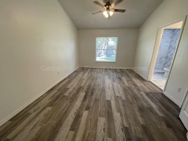 Building Photo - 2972 Talladega Dr