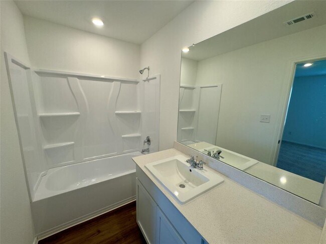 Building Photo - 2221 Cumulus Ct