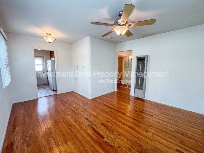 Building Photo - 522 Pepper Dr