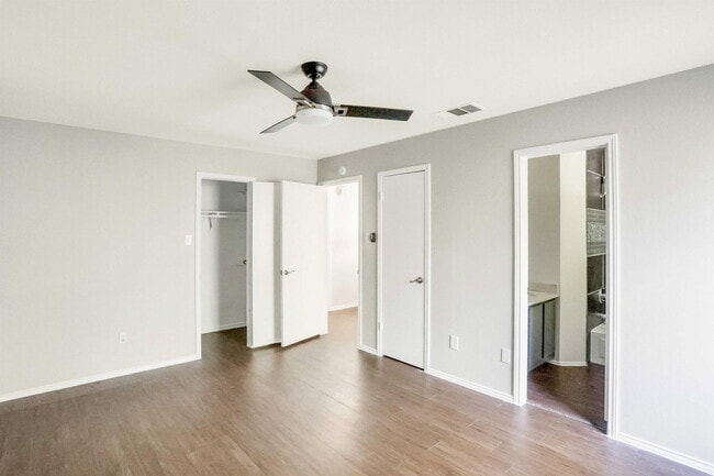 Building Photo - 9614 Nightjar Dr