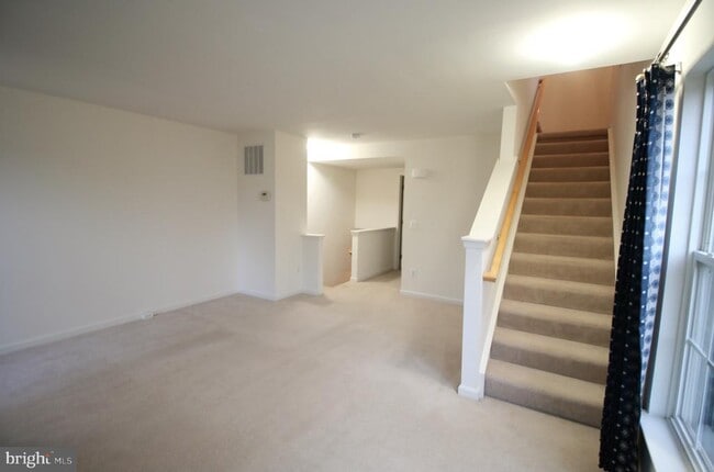 Building Photo - 44501 Potter Terrace