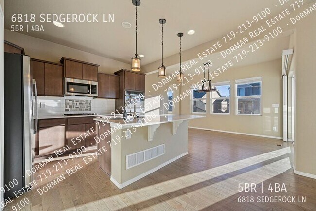 Building Photo - 6818 Sedgerock Ln