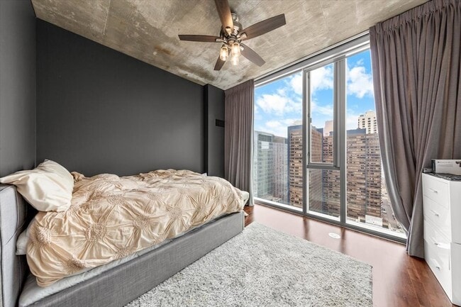 Building Photo - 600 N Fairbanks Ct