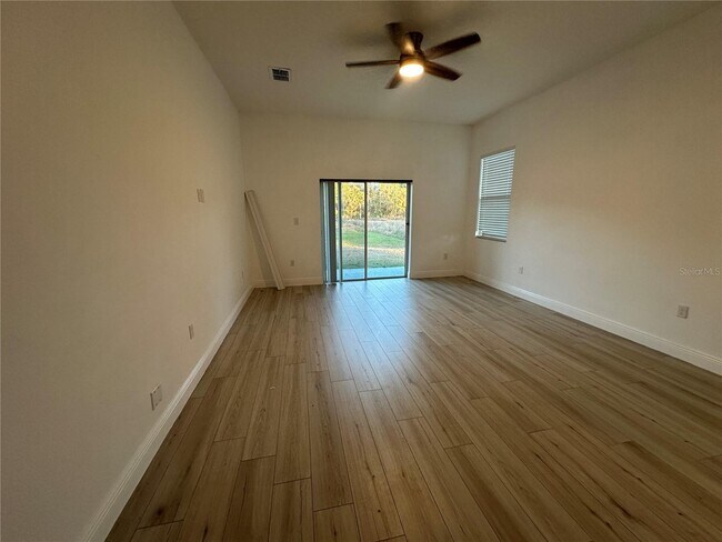 Building Photo - 1105 St Nicholas Ave