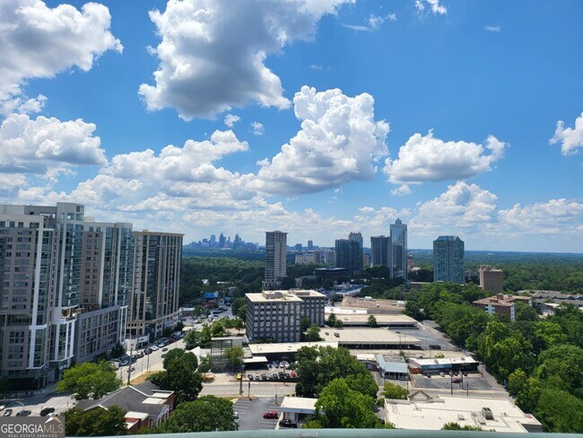 Building Photo - 3040 Peachtree Rd NW