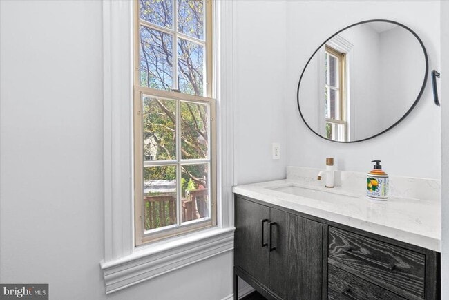 Building Photo - 1626 Foxhall Rd NW