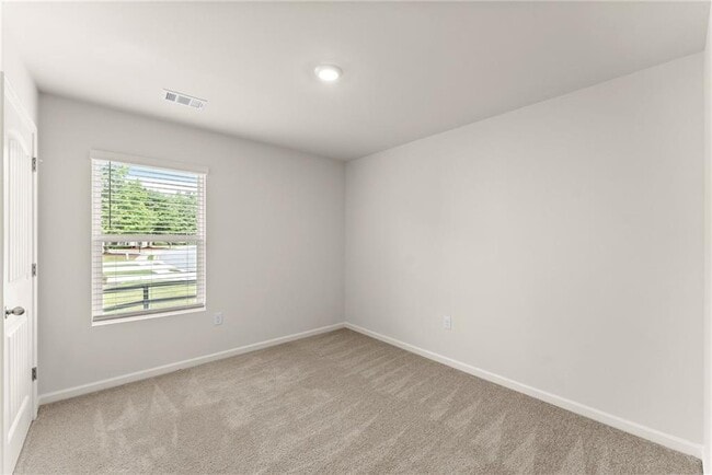 Building Photo - 300 Stoneybrook Dr