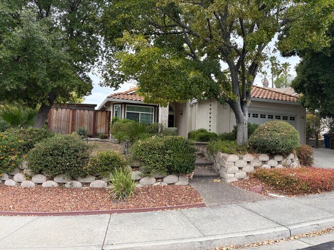 Building Photo - 4853 Wexler Peak Way