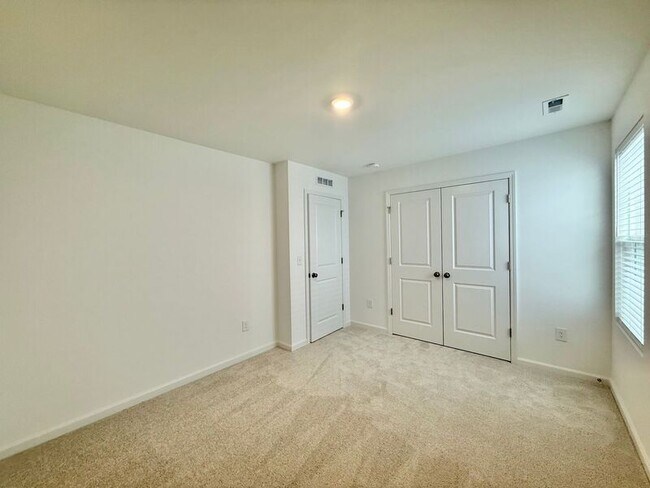 Building Photo - 3111 Allamore Dr