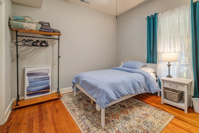 Building Photo - 24 Jefferson Dr