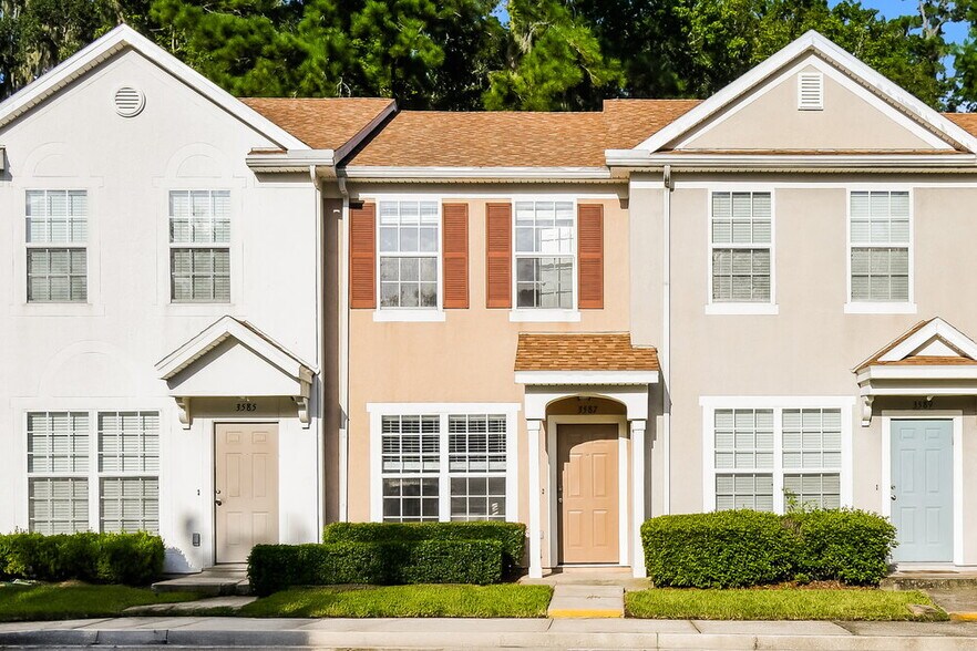 Primary Photo - 3587 Lone Tree Ln