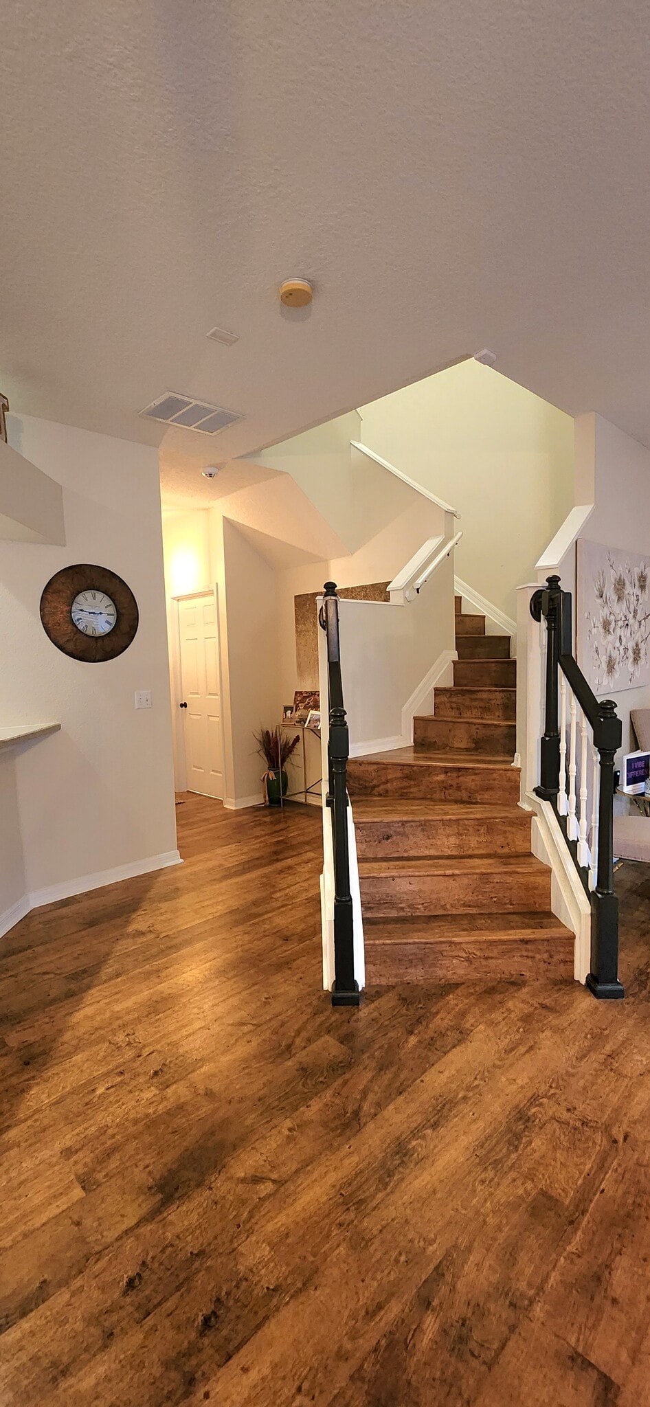 Building Photo - 27604 Pleasure Ride Loop