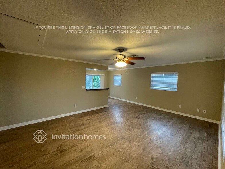 Building Photo - 1410 Stonehaven Way