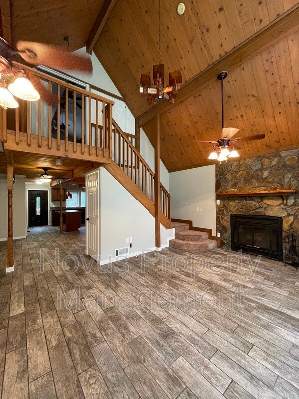 Building Photo - 5095 Cumberland Ct
