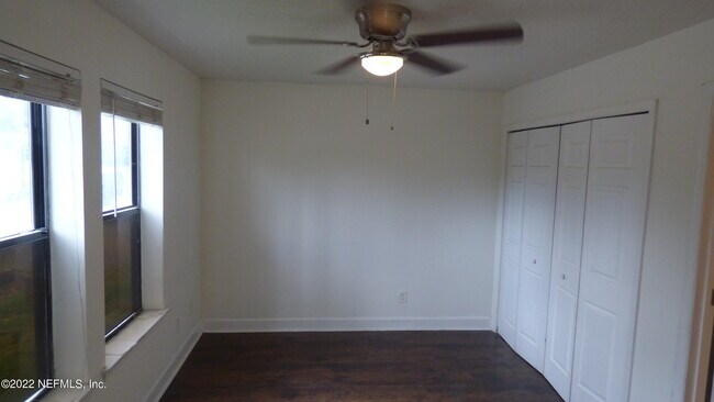 Building Photo - 5615 San Juan Ave