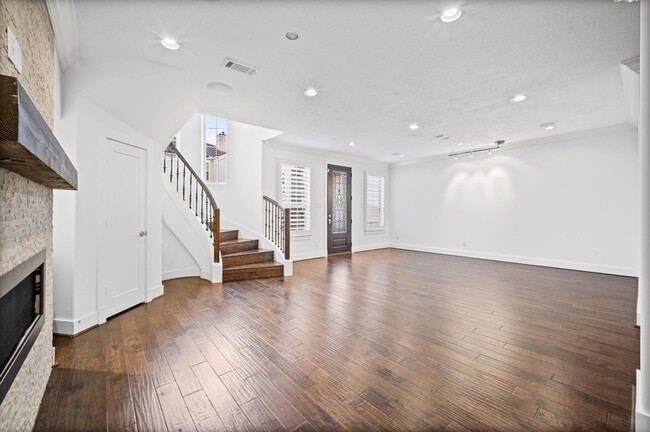 Building Photo - 13412 Preston Cliff Ct