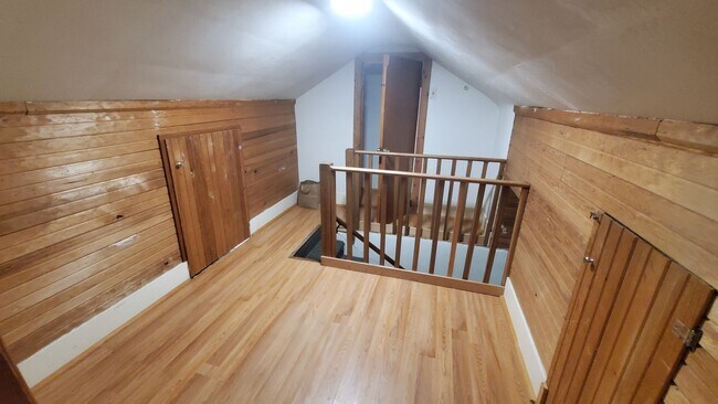 Building Photo - Johnson Duplex