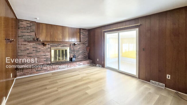 Building Photo - 12136 Brougham Dr