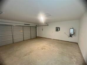Building Photo - 16802 Great Highlands Dr