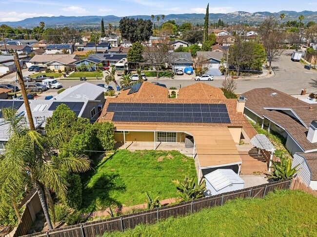 Building Photo - Spacious 4BD 2BA House With Perfect Private Backyard and Solar Panels  in Simi Valley