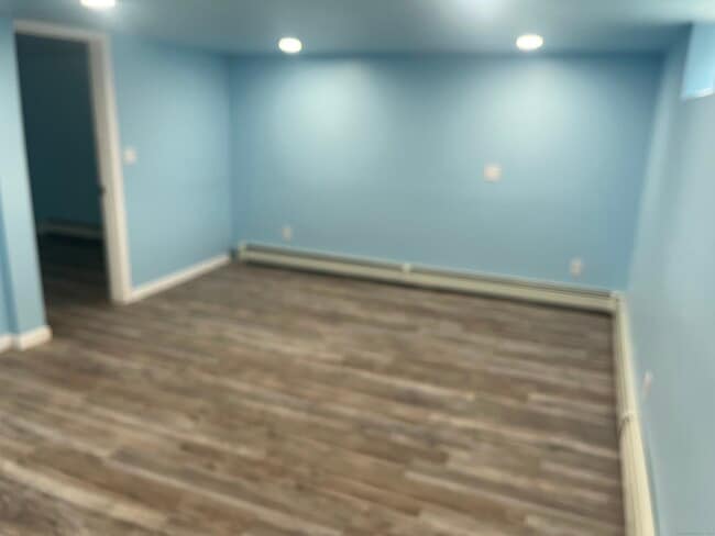 Building Photo - 7 Maple Ridge Rd