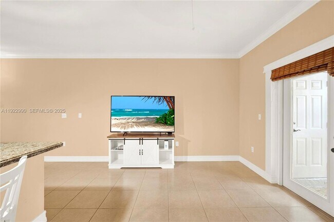 Building Photo - 2239 SE 23rd Ave