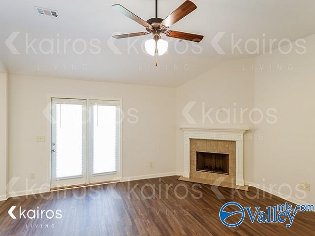 Building Photo - 711 Park Ln