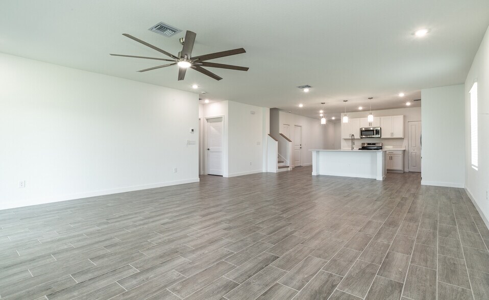 Building Photo - 6378 NW Windwood Way