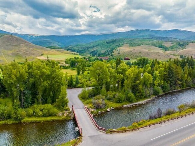 Building Photo - 486 Sage Creek Canyon Dr