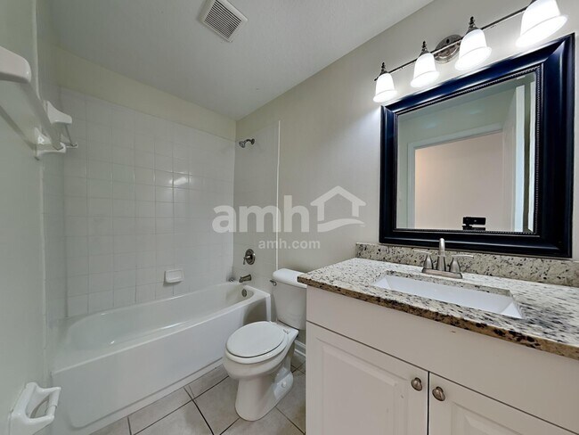 Building Photo - 11340 Misty Isle Ln