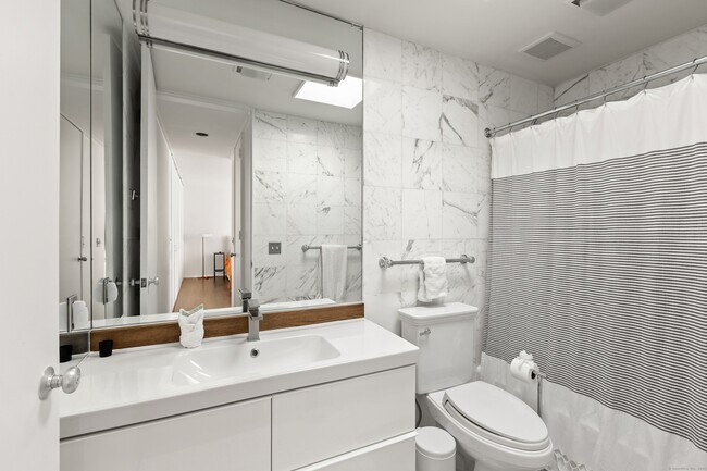 Building Photo - 26 Chalburn Rd
