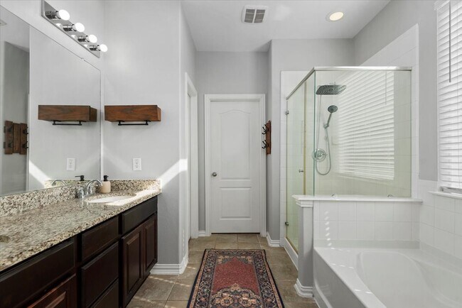 Building Photo - 32027 Steven Springs Dr