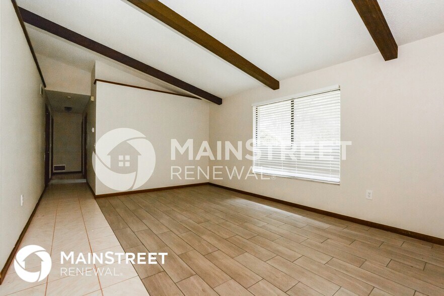 Building Photo - 4020 Park Ave