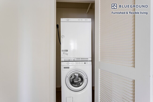 Building Photo - 770 Boylston St