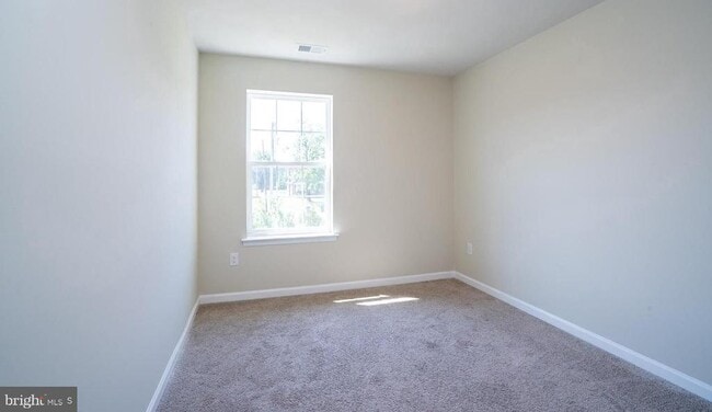 Building Photo - 121 Mazzeo Dr