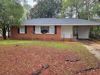 Building Photo - 1704 Greenvale Rd