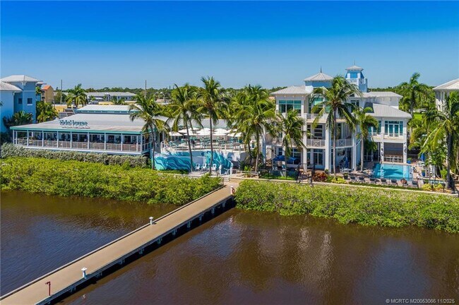 Building Photo - 715 NW Flagler Ave