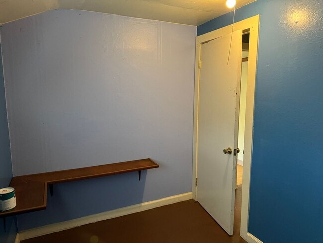 Building Photo - 1 bedroom 1 bath house