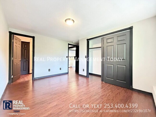 Building Photo - 1531 Vista Dr
