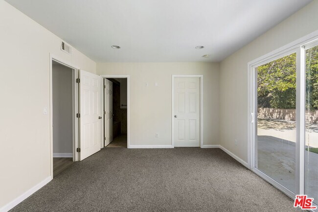 Building Photo - 4513 Wawona St
