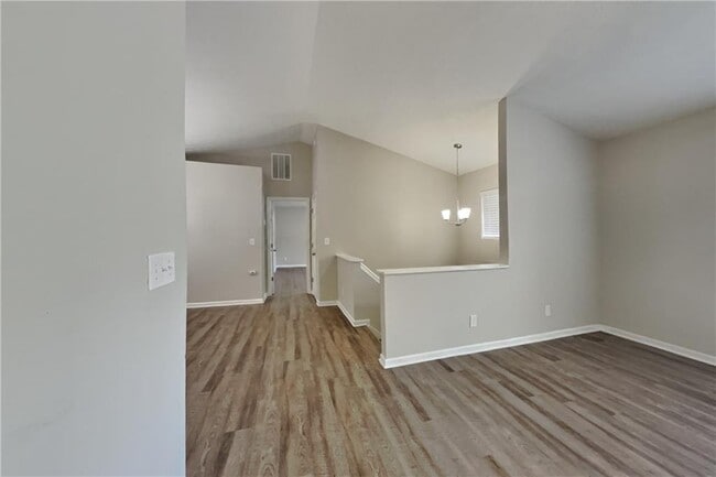 Building Photo - 820 Tradd Ct