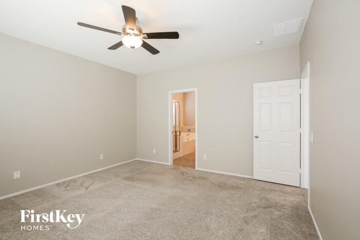 Building Photo - 8900 Magnolia Point Ct