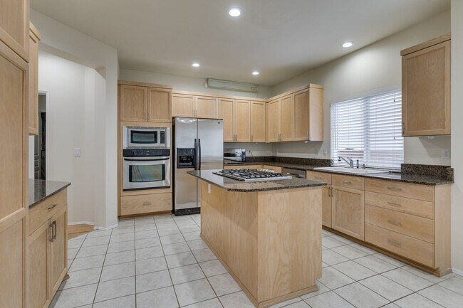 Building Photo - KLAHANIE Rental Home Available in August!