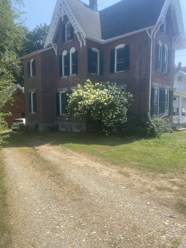 Primary Photo - 52 Franklin St