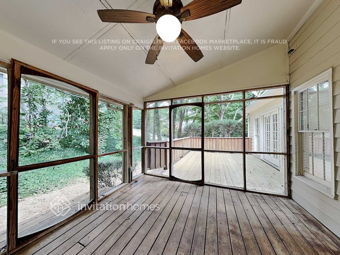 Building Photo - 809 Oak Trail Dr